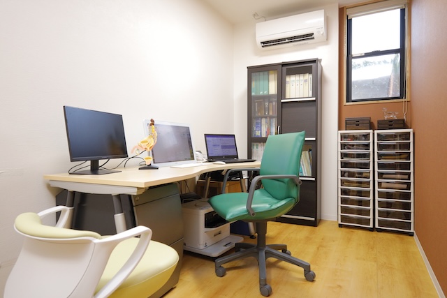 泌尿器科診察室