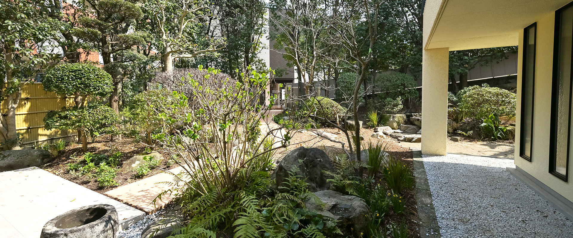 メインビジュアル02（PC）